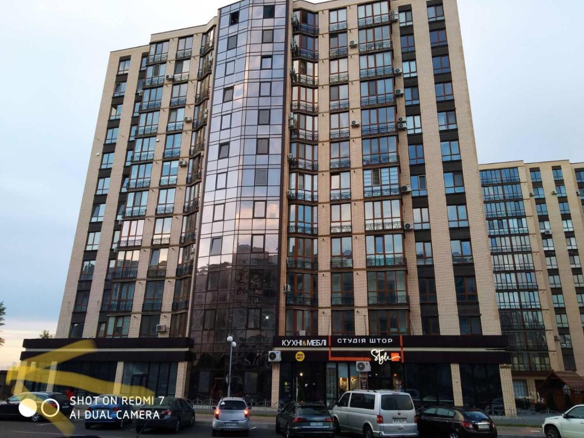 1 Комн Кв-Ра С Видом На Днепр В Новострое Tcherkassy Extérieur photo