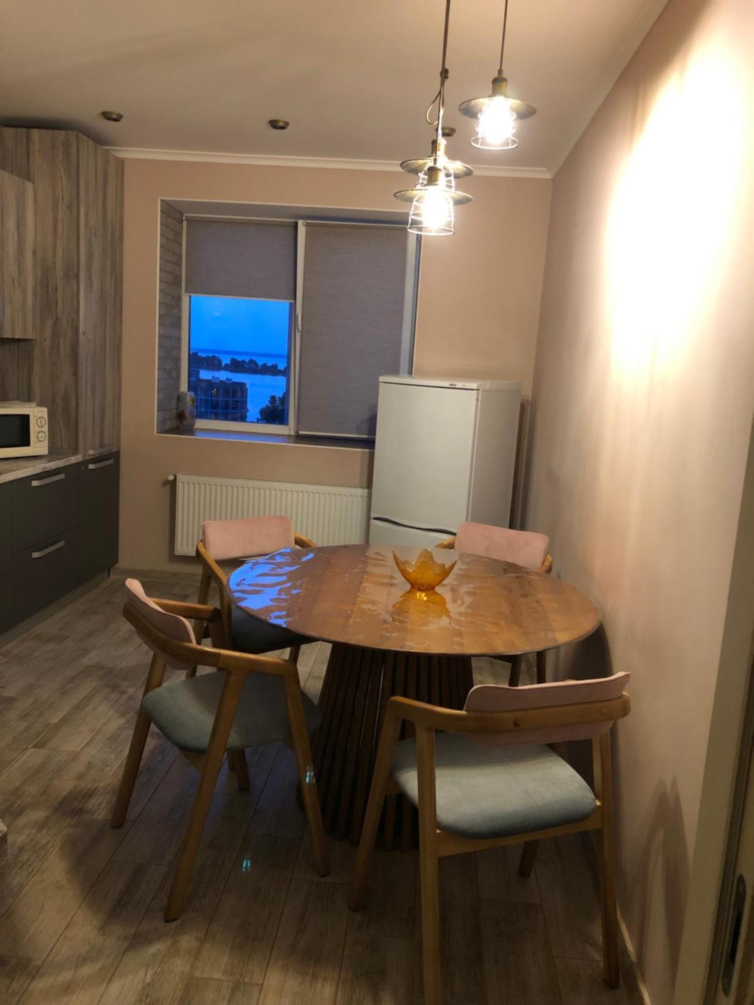 1 Комн Кв-Ра С Видом На Днепр В Новострое Tcherkassy Extérieur photo